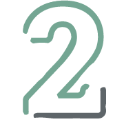 Ein großer, grüner Umriss der Zahl 2 überschneidet sich mit einem grauen, unvollständigen Umriss der Zahl 2, wodurch ein Schichteffekt auf hellgrauem Hintergrund entsteht.